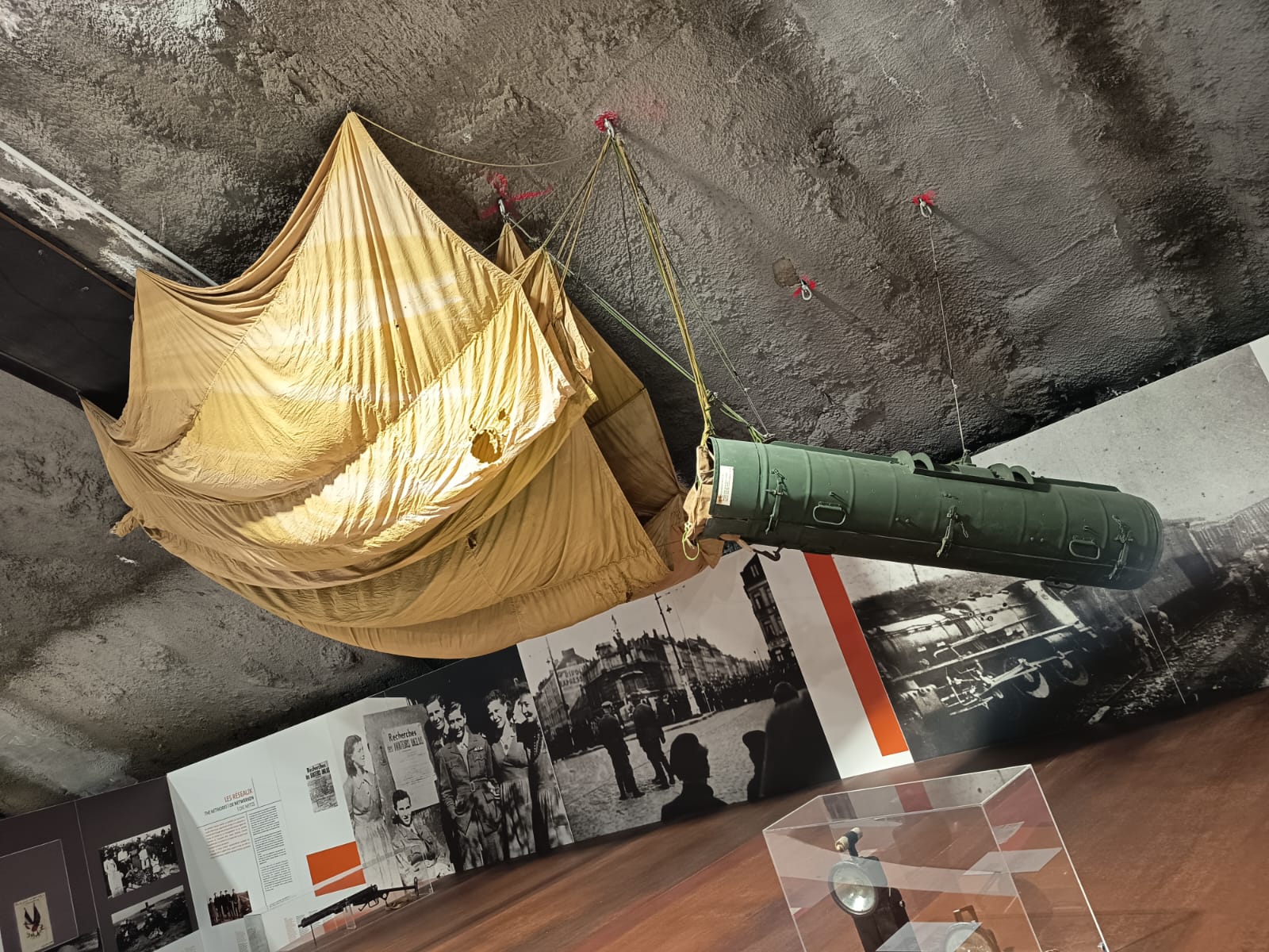 WhatsApp%20Image%202025-11-07%20at%2021.10.26%20%281%29